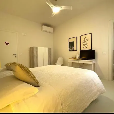 住宿加早餐酒店 Campesio Al2 皮亚琴察